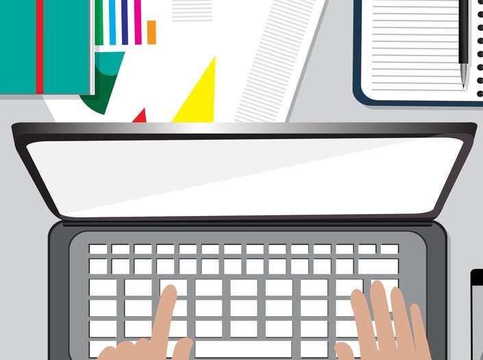 Grafik prikazuje laptop odozgo