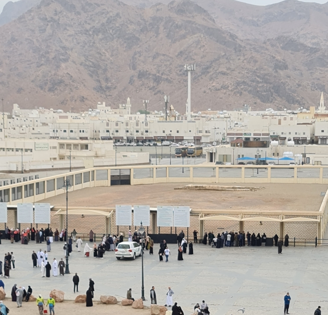 Uhud Martyrs’ Cemetery