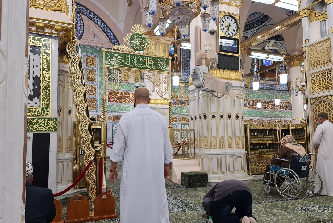 Photo of Rawdah, the place located in the Prophet's Mosque