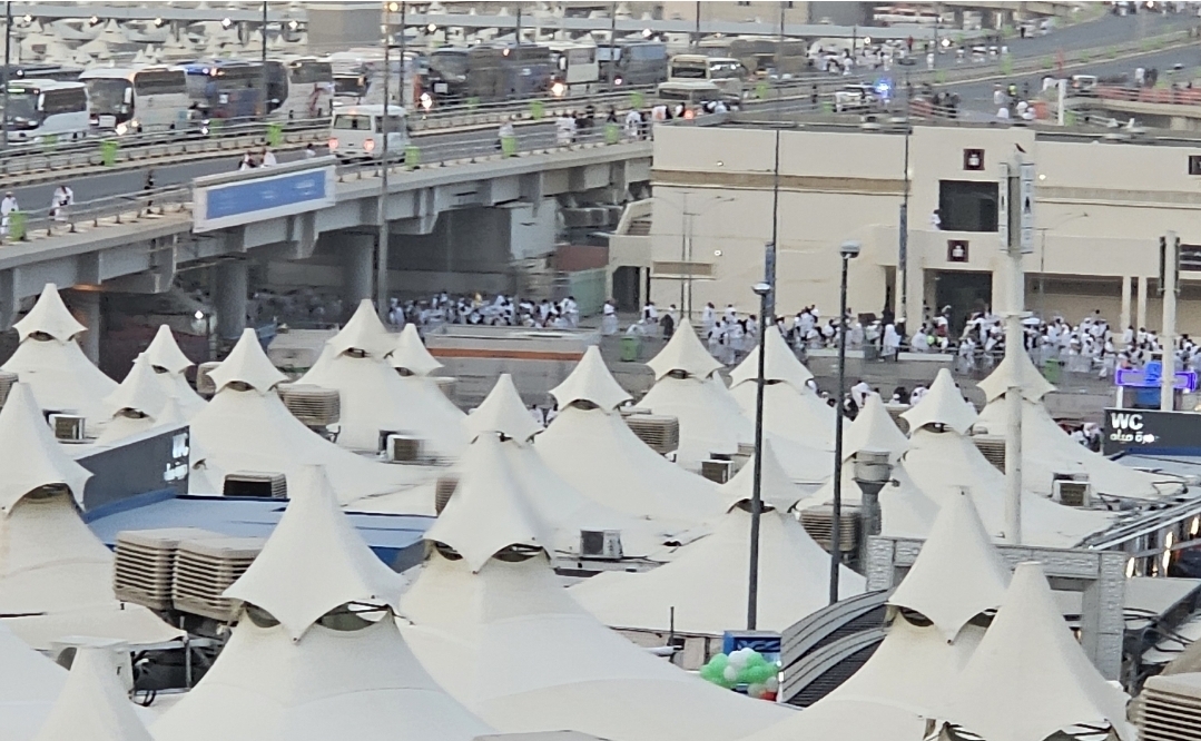 Covered tents in Mina